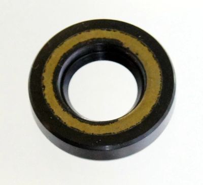 Лот: 21365472. Фото: 1. Сальник 13x25x6 YAMAHA (93101-12M63... Запчасти для лодок, катеров, лодочных моторов