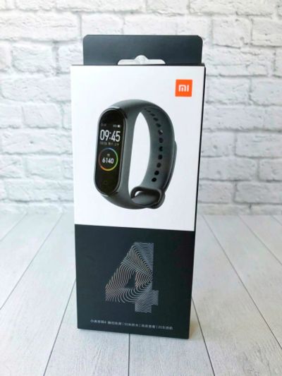 Лот: 19214721. Фото: 1. Оригинал Xiaomi Mi Band 4. Смарт-часы, фитнес-браслеты, аксессуары