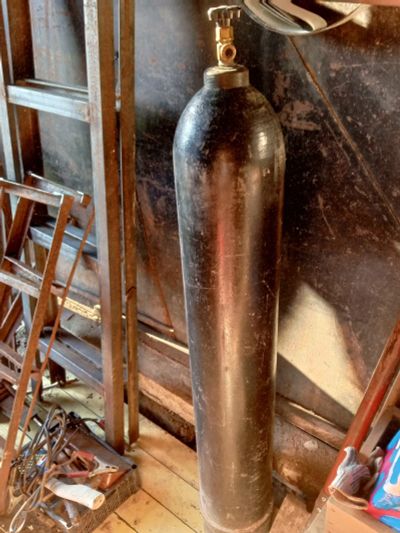 Лот: 23425751. Фото: 1. Балон углекислый газ не полный. Баллоны, газ в баллонах