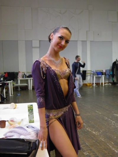 Лот: 3736473. Фото: 1. Бальное платье латина. Фиолетовое. Другое (спортивные товары)