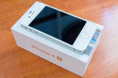 Лот: 2949995. Фото: 1. Продам iPhone 4S 16gb белый РСТ... Смартфоны