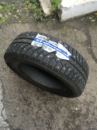 Лот: 16683645. Фото: 1. bridgestone Ice cruser 7000 195... Шины