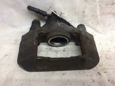 Лот: 21412618. Фото: 1. суппорт Mazda Demio DW3W, DW5W. Двигатель и элементы двигателя