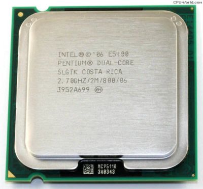Лот: 6950151. Фото: 1. Процессор Intel Pentium E5400. Процессоры