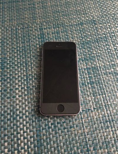 Лот: 8285421. Фото: 1. Смартфон iPhone 5S Space Gray... Смартфоны
