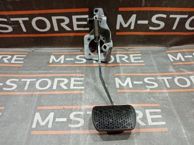 Лот: 20428266. Фото: 1. Педаль тормоза Mercedes-Benz M-Class... Кузов