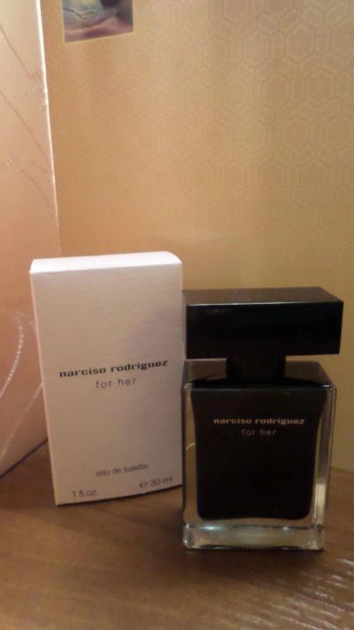 Лот: 5044429. Фото: 1. Narciso Rodriguez For Her духи... Женская парфюмерия