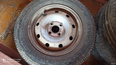 Лот: 17579526. Фото: 1. Комплект колёс на Renault. Шины