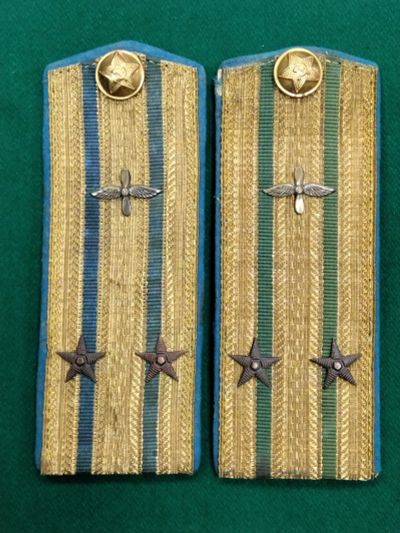 Лот: 24738177. Фото: 1. Погоны ВВС. Нашивки, шевроны, погоны