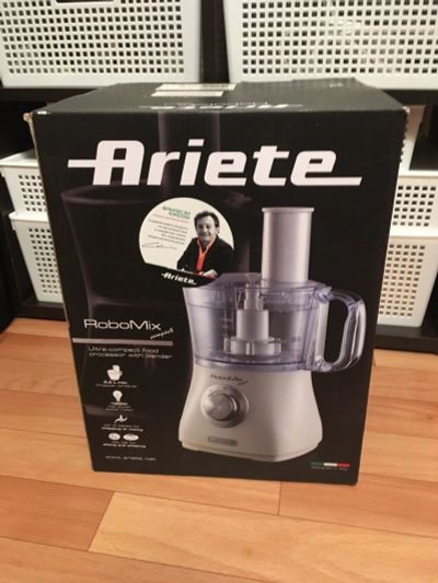 Лот: 12755190. Фото: 1. Кухонный комбайн Ariete 1784 robomix... Кухонная