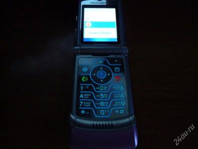 Лот: 770810. Фото: 1. motorola V3. Кнопочные мобильные телефоны