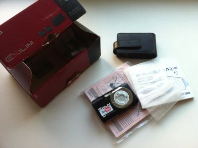 Лот: 6204396. Фото: 1. Продам фотоаппарат Casio EX-280. Цифровые компактные