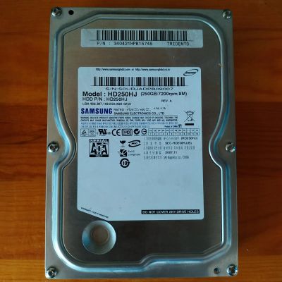 Лот: 20831992. Фото: 1. Жёсткий диск 250гб samsung. Жёсткие диски (HDD)