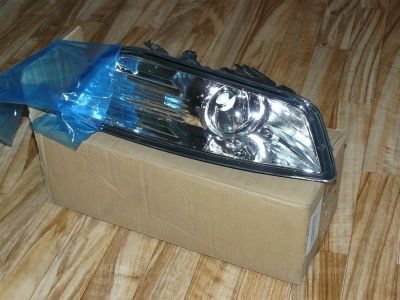 Лот: 2885776. Фото: 1. Туманка Ford mondeo L левая 2007-. Оптика и освещение