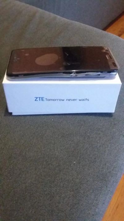 Лот: 8864622. Фото: 1. Телефон ZTE . Смартфоны