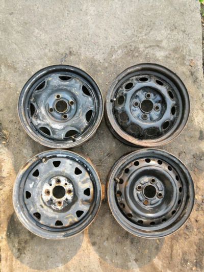 Лот: 14130343. Фото: 1. Штампованные диски на Toyota R... Диски