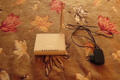 Лот: 7679363. Фото: 1. WiFi Роутер ZyXEL Keenetic Lite. WiFi, Bluetooth адаптеры
