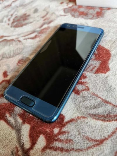Лот: 14724495. Фото: 1. Honor 9. Смартфоны