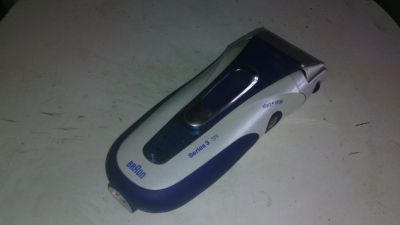 Лот: 9103780. Фото: 1. Электробритва Браун. Укладка и стрижка волос, бритьё, эпиляция