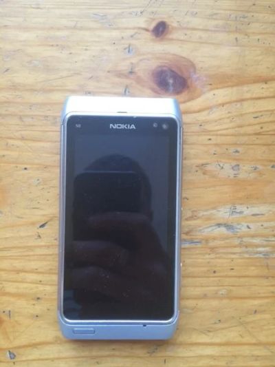 Лот: 5325473. Фото: 1. смартфон Nokia N8. Смартфоны
