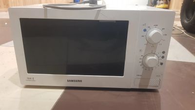 Лот: 18968105. Фото: 1. Микроволновая печь Samsung. Микроволновки, мини-печи
