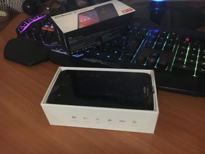 Лот: 17583598. Фото: 1. Смартфон Asus zenfone 2. Смартфоны