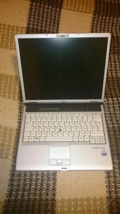 Лот: 5683561. Фото: 1. Ноутбук Fujitsu-Siemens lifebook... Ноутбуки