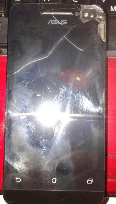Лот: 8366530. Фото: 1. Смартфон Asus Zenfone 4 T001. Смартфоны