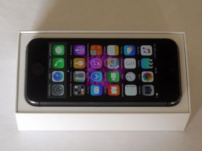 Лот: 10999046. Фото: 1. iPhone 5S. Смартфоны