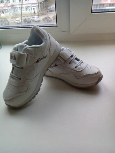 Лот: 9912343. Фото: 1. Кроссовки Reebok. Кеды, кроссовки