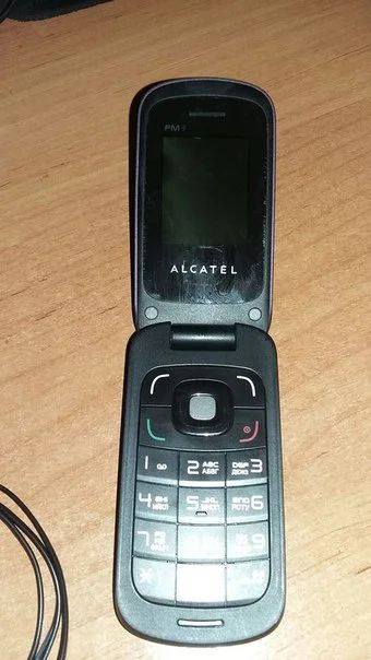 Лот: 7358138. Фото: 1. Alcatel в хорошем состоянии. Кнопочные мобильные телефоны