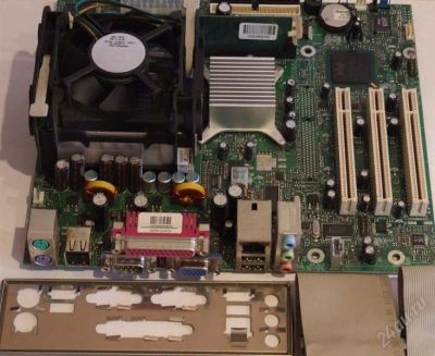 Лот: 1353770. Фото: 1. INTEL 845GVSR с процессором и... Материнские платы