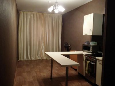 Лот: 6154666. Фото: 1. Сдам новую 1-к квартиру, 60 м... Квартиры, студии