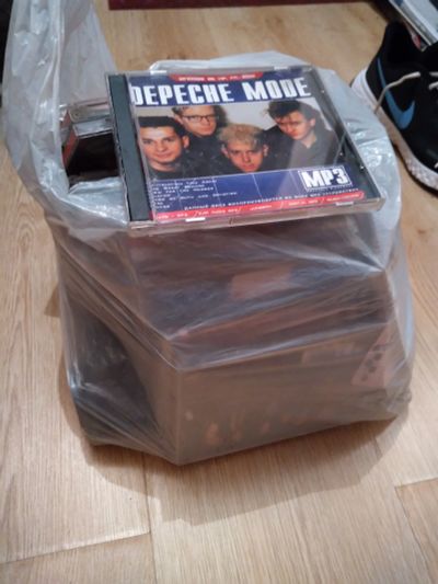 Лот: 16098791. Фото: 1. Пакет с дисками CD. CD, DVD, BluRay