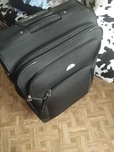 Лот: 13906670. Фото: 1. чемодан Samsonite большой. Чемоданы и сумки дорожные