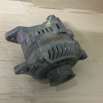 Лот: 11801549. Фото: 1. Генератор Nissan Avenir, Bluebird... Электрооборудование