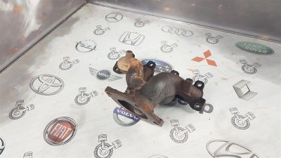 Лот: 23591225. Фото: 1. Коллектор выпускной Subaru Pleo... Двигатель и элементы двигателя
