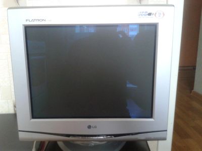 Лот: 4363112. Фото: 1. монитор LG Flatron F700P 17 дюймов. ЭЛТ-мониторы