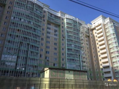 Лот: 10433514. Фото: 1. 2-ком. 75м2 Лебедевой 64. Квартиры, студии