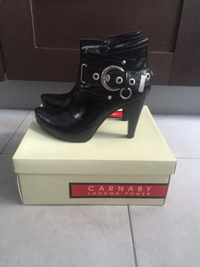 Лот: 8473583. Фото: 1. Полусапожки Carnaby. Ботильоны, полусапожки