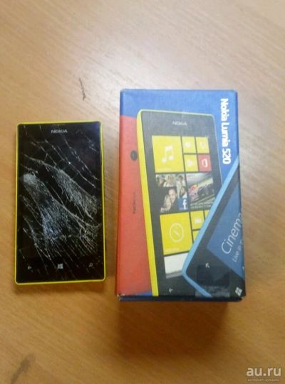 Лот: 10685814. Фото: 1. Lumia 520. Смартфоны