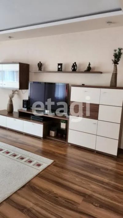 Лот: 21066879. Фото: 1. Сдам 4-комн. кв. 133 кв.м. Красноярск... Квартиры, студии
