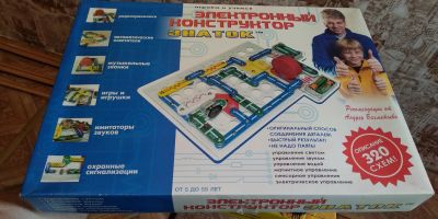 Лот: 14453271. Фото: 1. Электронный конструктор "Знаток... Конструкторы