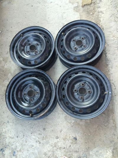 Лот: 7696351. Фото: 1. Штамповки 4x100 R14 Toyota. Диски