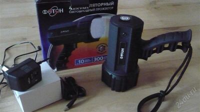 Лот: 885607. Фото: 1. Прожекторный фонарь LED 3W, аккумуляторный... Фонарики