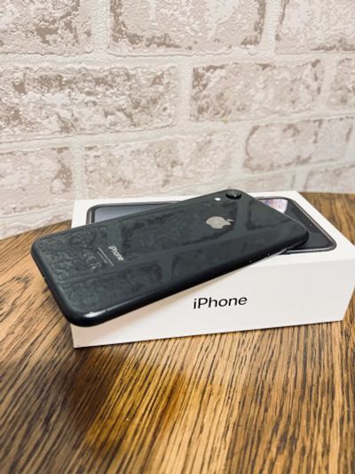 Лот: 19968182. Фото: 1. iPhone XR 128Гб. Смартфоны