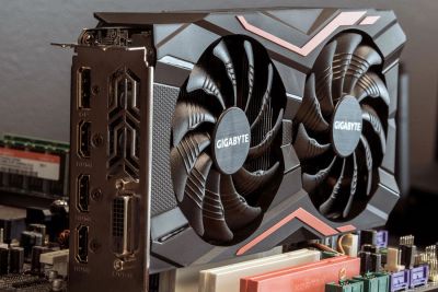 Лот: 9265514. Фото: 1. Игровой компактный системник Intel... Компьютеры в сборе