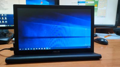 Лот: 19660078. Фото: 1. Портативный монитор Asus mb168b. ЖК-мониторы
