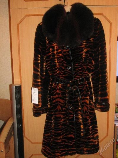 Лот: 76844. Фото: 1. мутоновая шуба. Верхняя одежда