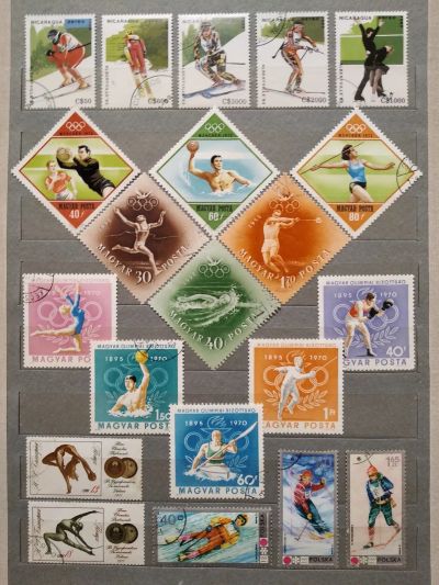 Лот: 19863135. Фото: 1. Большой альбом с марками 20 страниц... Марки